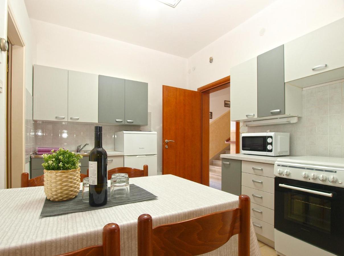 Apartments Biskupije 810 Medulin Extérieur photo