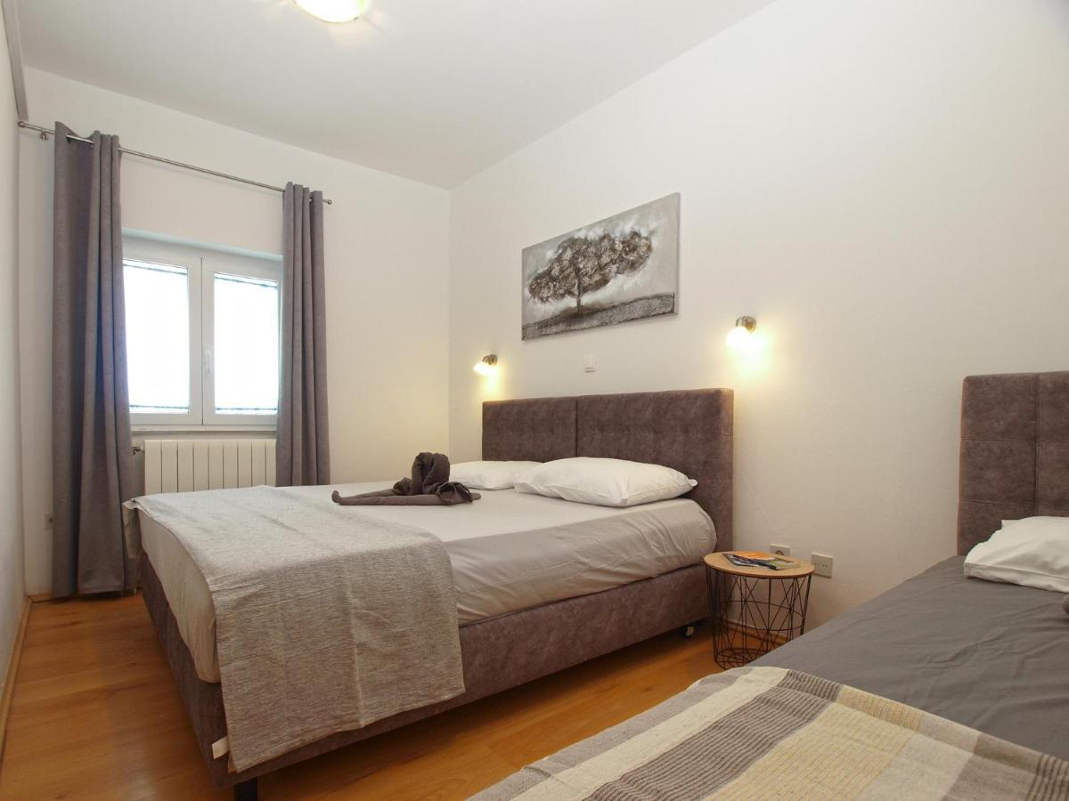 Apartments Biskupije 810 Medulin Extérieur photo