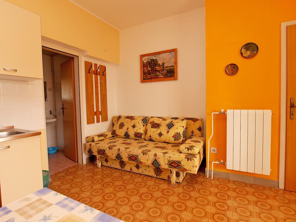 Apartments Biskupije 810 Medulin Extérieur photo