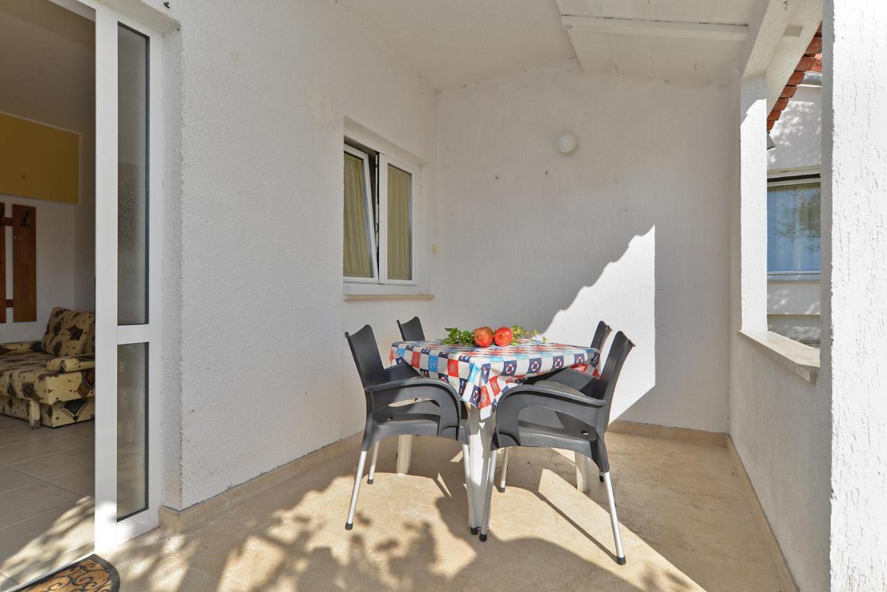 Apartments Biskupije 810 Medulin Extérieur photo